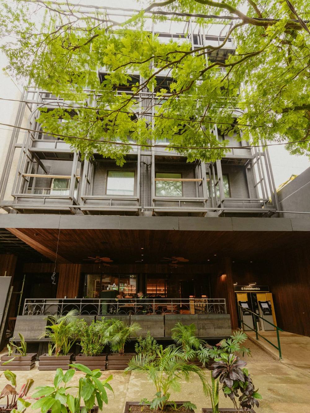 Fachada del Hotel Belisario en Provenza, El Poblado, Medellín